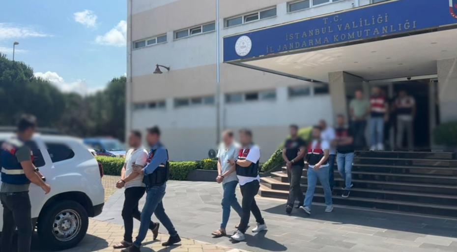 Türkiye'de 26 İlde Göçmen Kaçakçılığına Darbe: 43 Şüpheli Tutuklandı