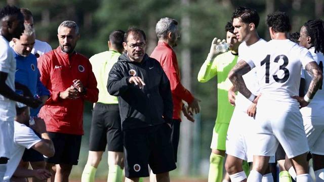 Metin Diyadin: 'Takım İçin Güçlü Transferler Şart'