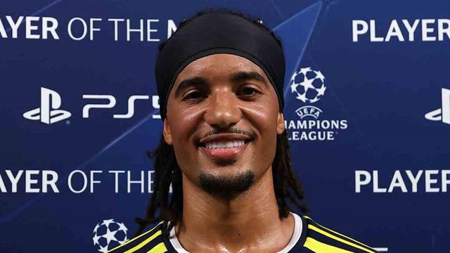 Archie Brown, UEFA Şampiyonlar Ligi’nde Haftanın En İyi 11’ine Seçildi