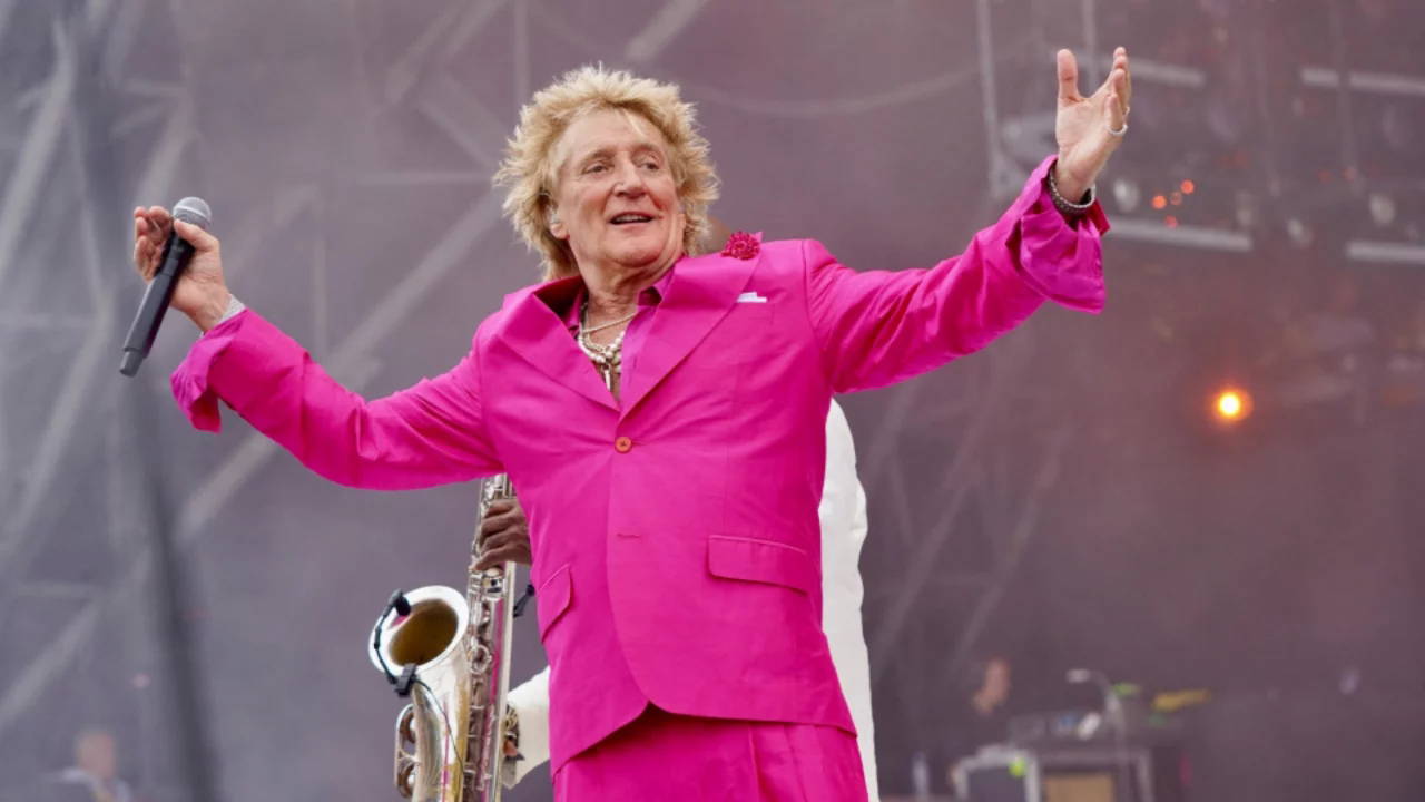 Rod Stewart Sahneden Emekli Oluyor Mu? 'Final Encore' Turnesiyle Veda Etti