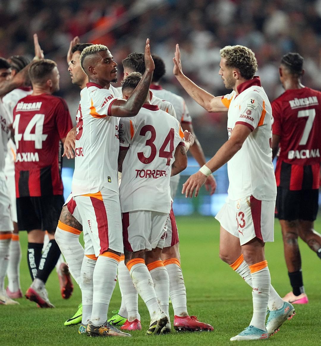 Rıdvan Dilmen, Galatasaray'ın oyunundan sonra ağzını açtı! TFF öldü ... 